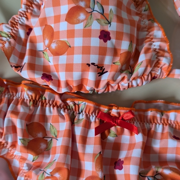 Shein 2Pcs Set Lemon Orange Plaid Bikini With Red Bows. - Picture 8 of 8